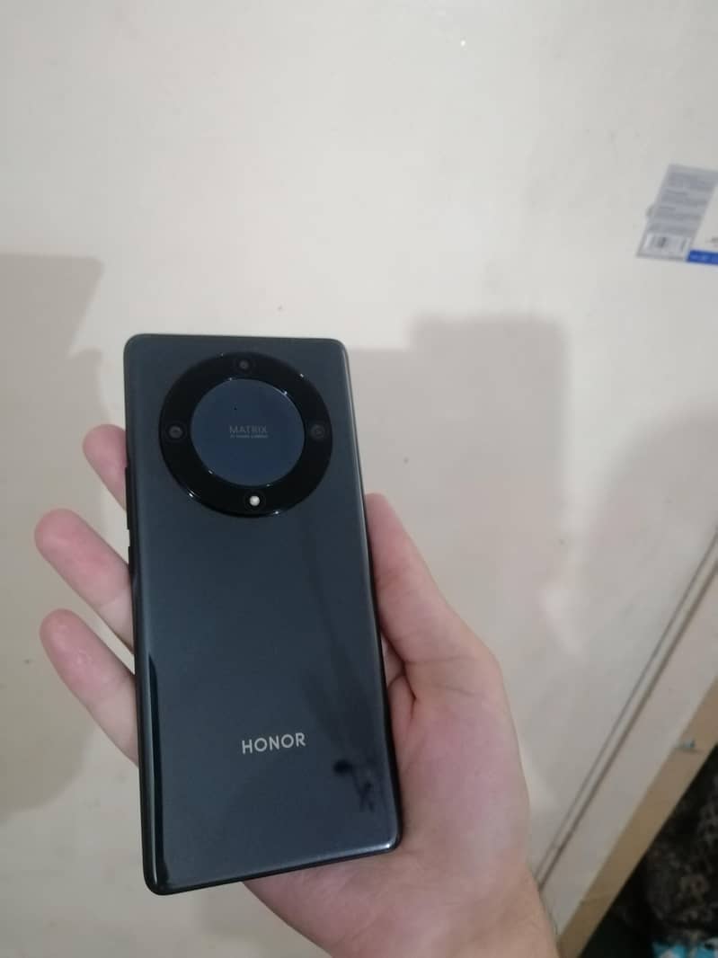 Honor X9a 8+5/256  UAE version 5