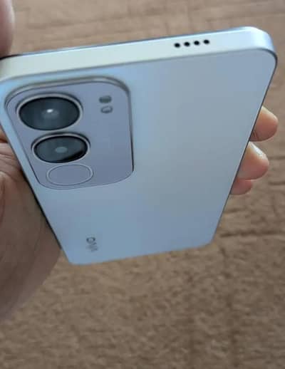 Vivo Y17s 6/128  contact number 03005528118