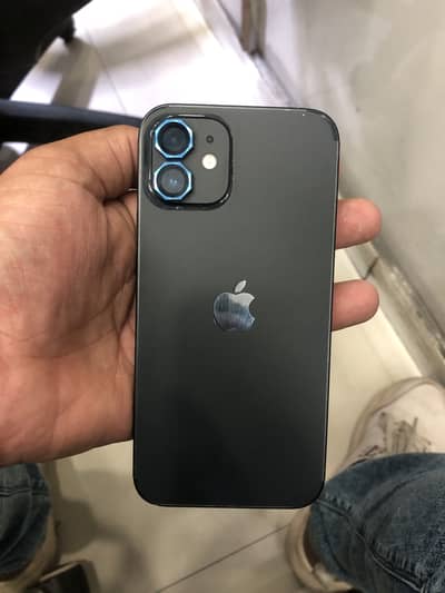 Apple iPhone 12