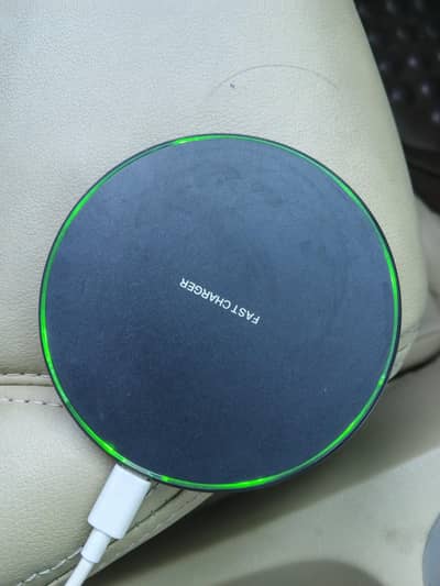 40W wireless Charger came from abroad not available in Pakistan