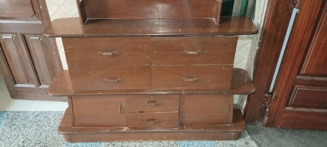 Dressing table
