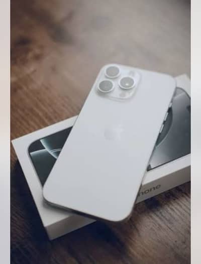Apple iPhone 16 Pro Max white titanium