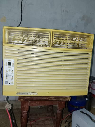 Panasonic window AC used condition 10/8 1ton AC