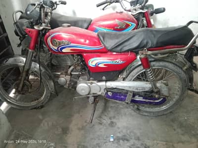 dhoom bik hai 2011. modal bike bilkull ok hai koi Kam NHI hai