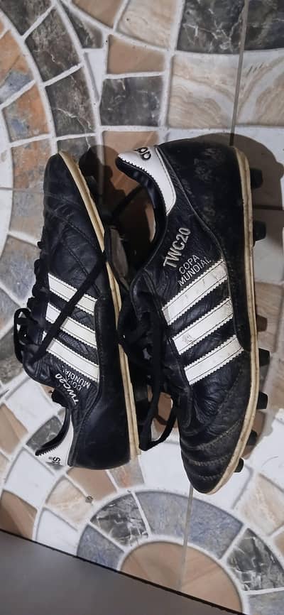 Adidas Football Boots Size 43 – Classic Black & White – Good Condition