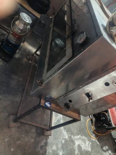 full Restaurant asseries