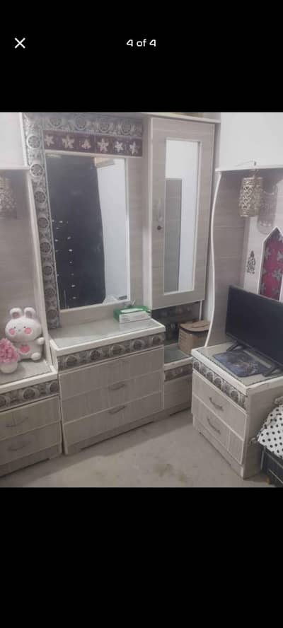 Complete furniture except divider and mattress