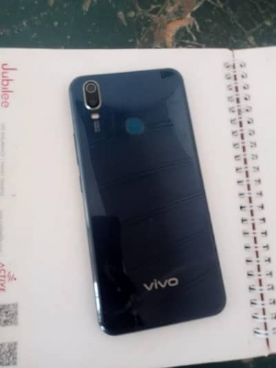 Vivo Y11