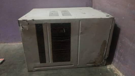 Window AC