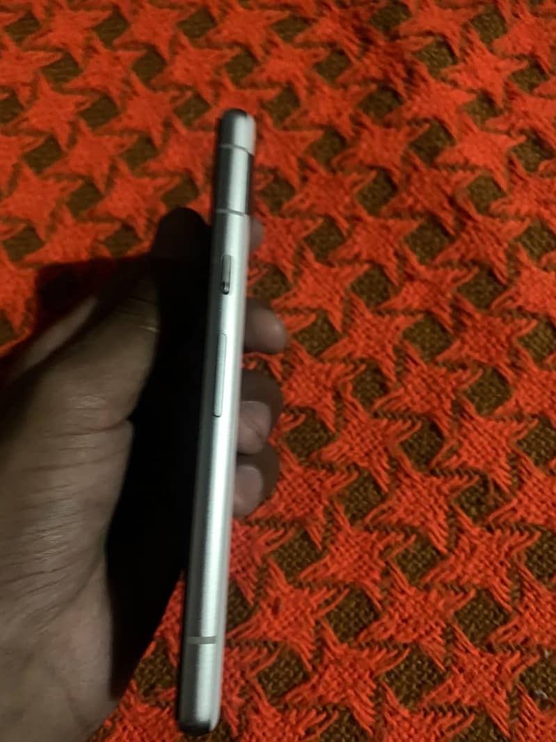 Google Pixel 7a 2