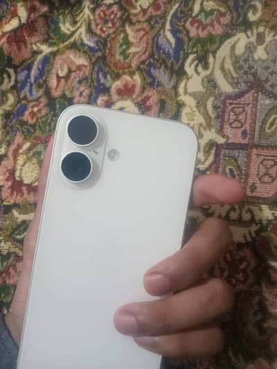 Apple iPhone 16 jv