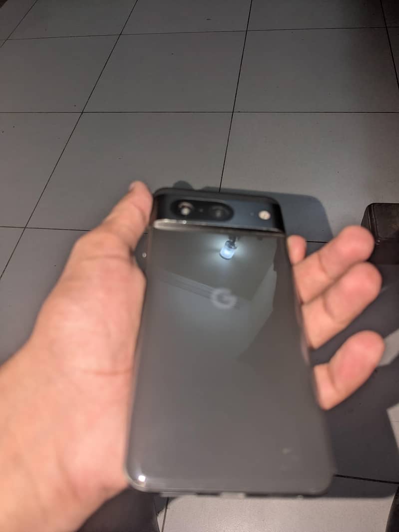 Google Pixel 8 6