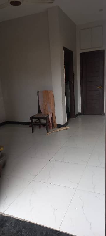 G-14/2* 25*40 like brand new Ground Portion available for rent
