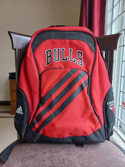 NEW Adidas Red & Black BackPack - NBA Edition Chicago Bulls