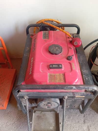 Sanco Gas & Petrol Generator (SN3700E) – Excellent Condition