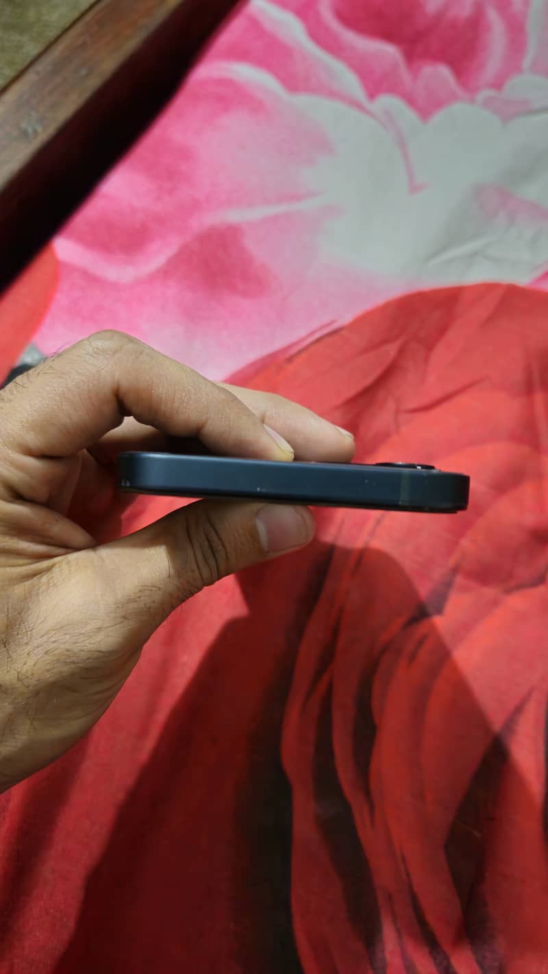 Apple iPhone 12 3