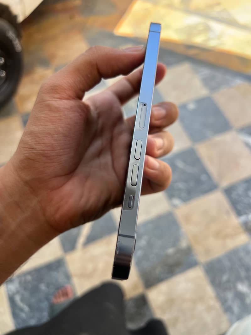 Apple iPhone 13 Pro Max 5