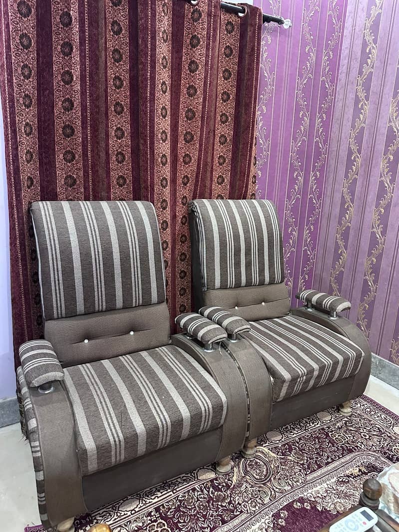 7Seater Sofa with Table 8
