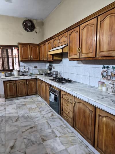 Kitchen Cabinet & Crockery Divider for Sale