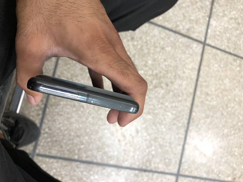 Google Pixel 8 Pro 4