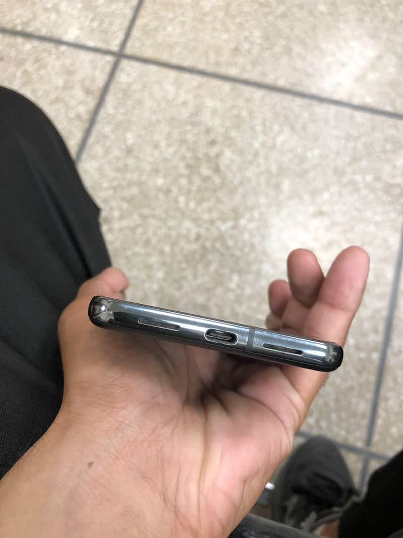 Google Pixel 8 Pro 5