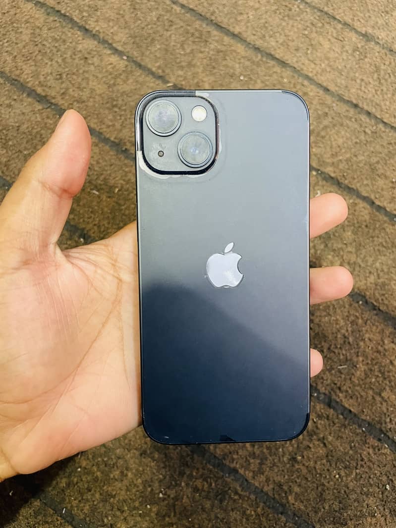 Apple iPhone 13 0