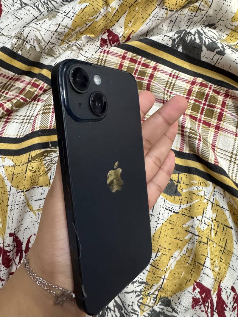 Apple iPhone 14 4