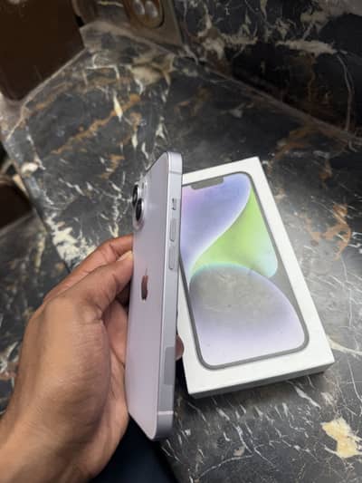 Apple iPhone 14