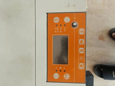 power hybrid invertor 8 KW