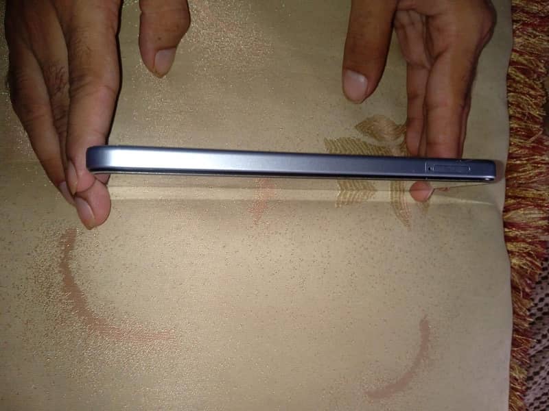 OPPO A6k 3