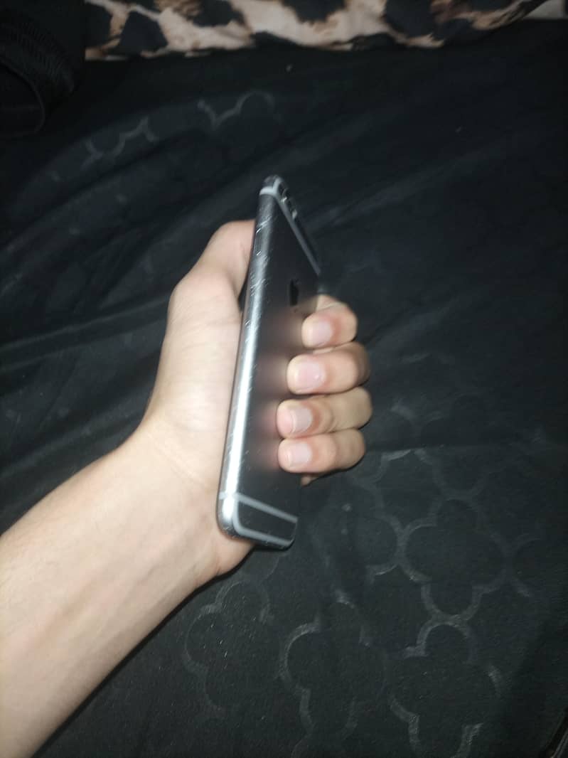 Apple iPhone 6 14
