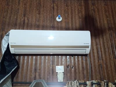orient ultron heat and cool inverter