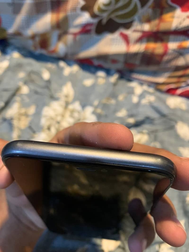 Apple iPhone 11 16