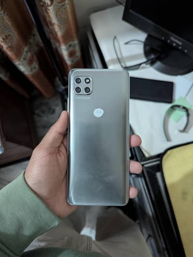 Motorola One 5G Ace