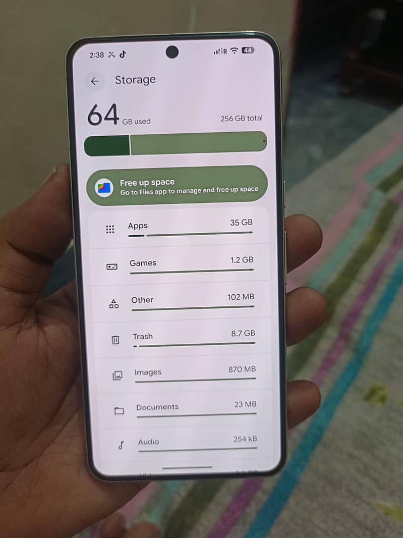 Google Pixel 8 Pro 2