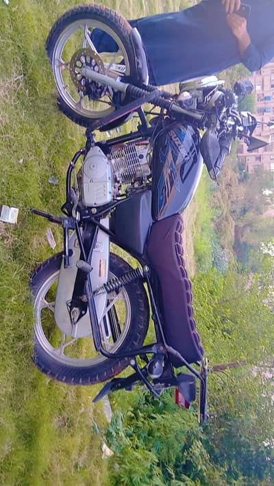 SUZUKI GS 150 TOUR BIKE MODEL 2022 SPECIAL EDITION