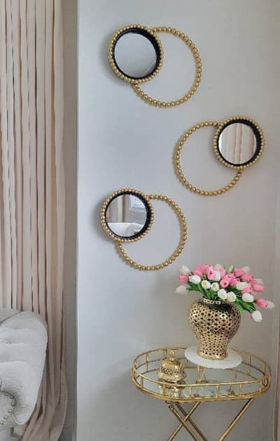 beautiful wall decor pices