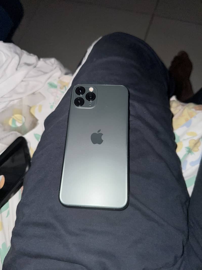 Apple iPhone 11 Pro 0