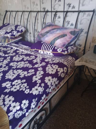 Iron huge bedset for sale
