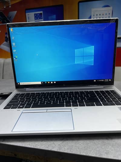 HP 850 G7