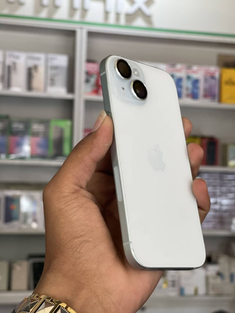Apple iPhone 15 1