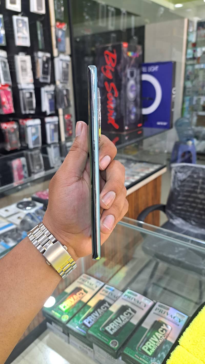 Infinix Zero 40 5