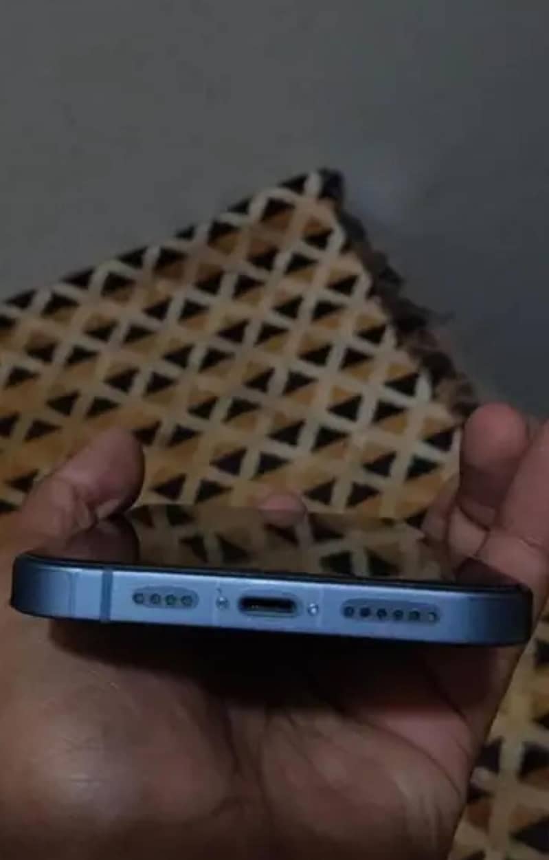 Apple iPhone 14 plus 3