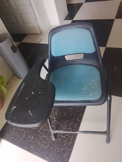 Students Chairs with Arm