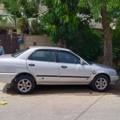 Suzuki Baleno 2000