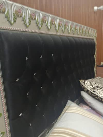 King bed for sale