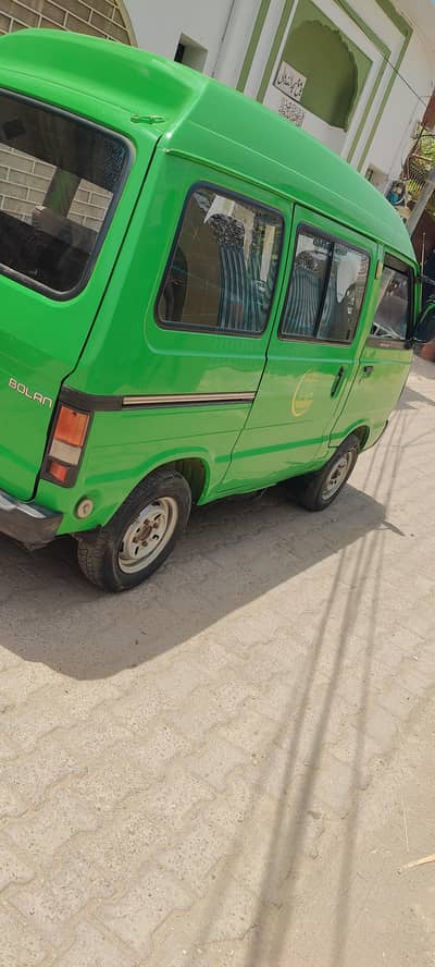 Suzuki Bolan 2016 03021151908