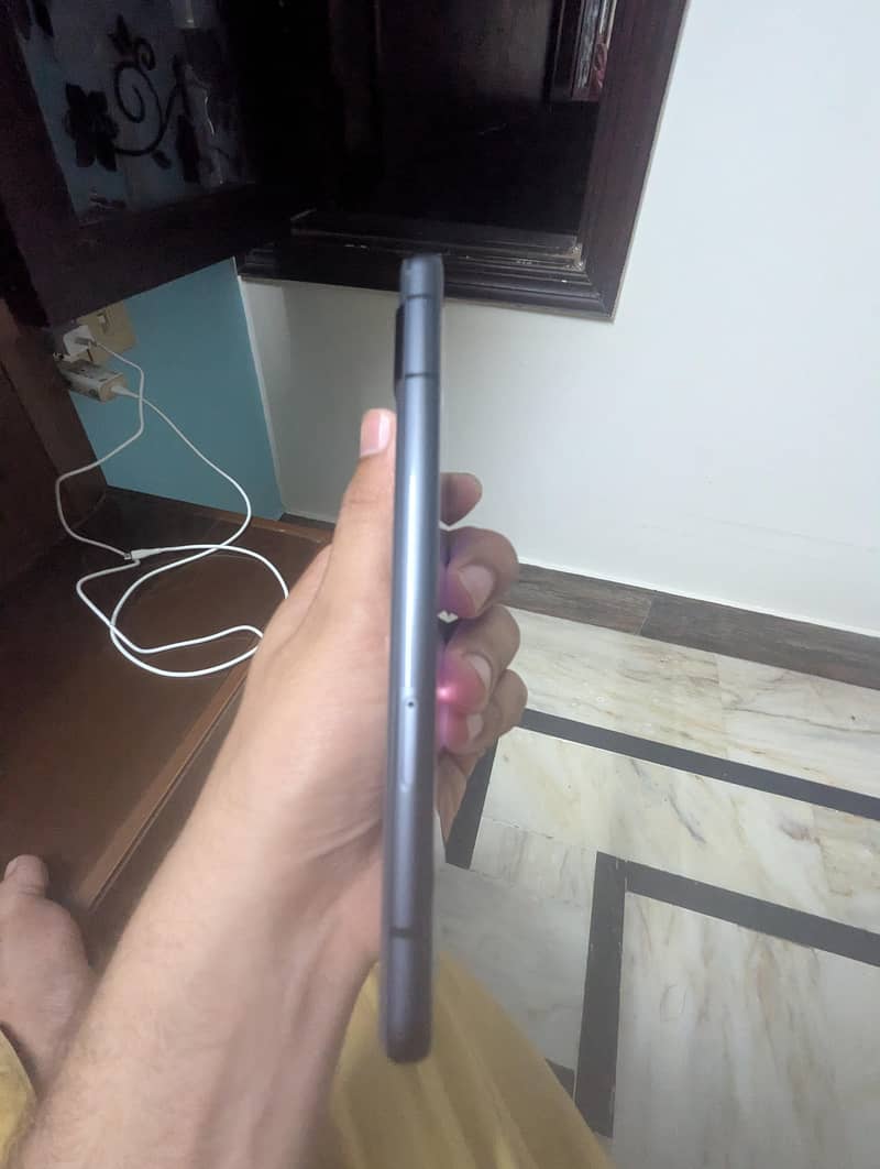 Google Pixel 7a 4