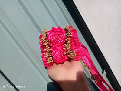 Handmade gajray
