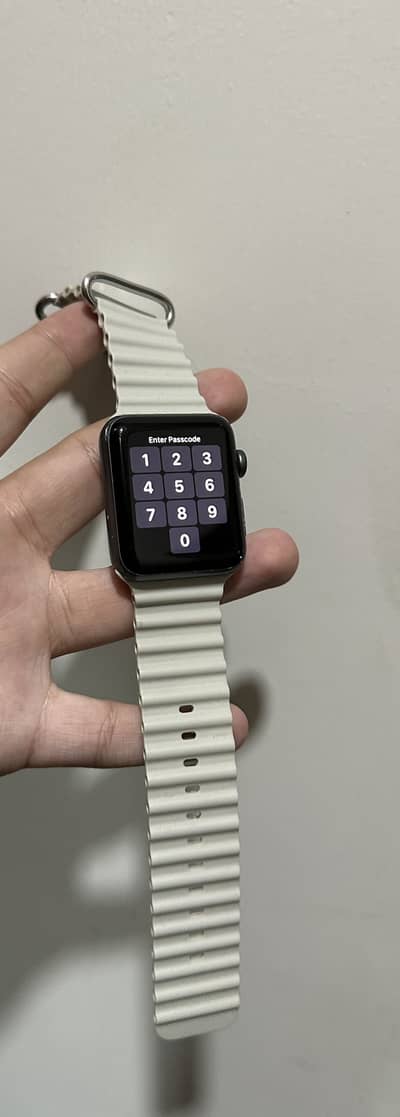 Apple Watch Series 3 (42mm)